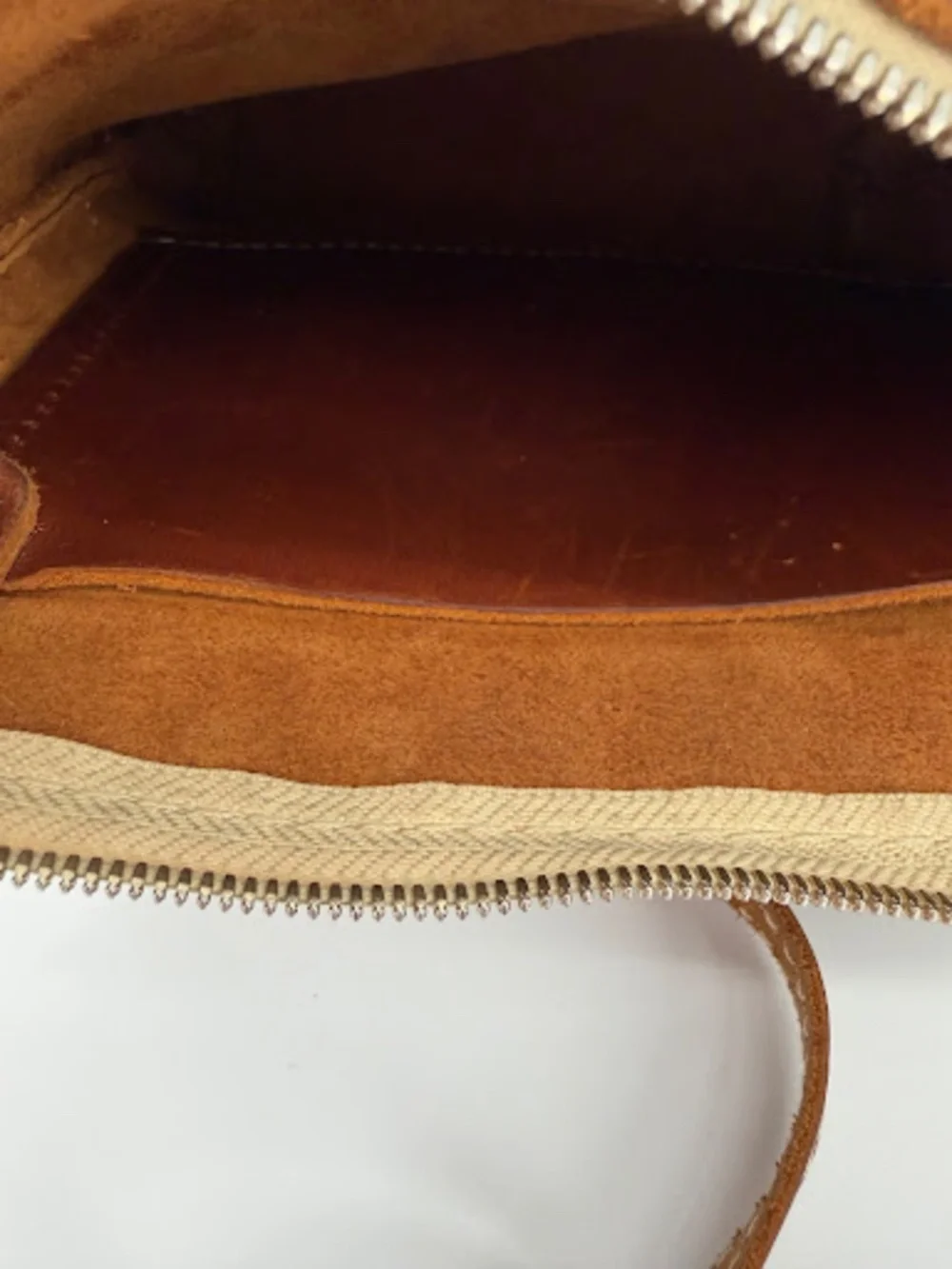Portland Leather Goods Saddle Full Grain Leather Crossbody Bag Zip Top